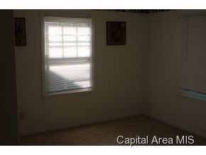 2205 Montgomery Lane Springfield, IL 62703 - Photo 4 of 12