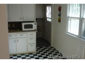 2205 Montgomery Lane Springfield, IL 62703 - Photo 7 of 12