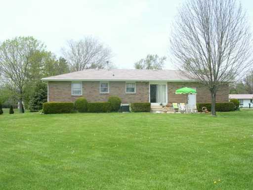 4119 Southwest Circle Springfield, OH 45504 - Photo 3 of 8