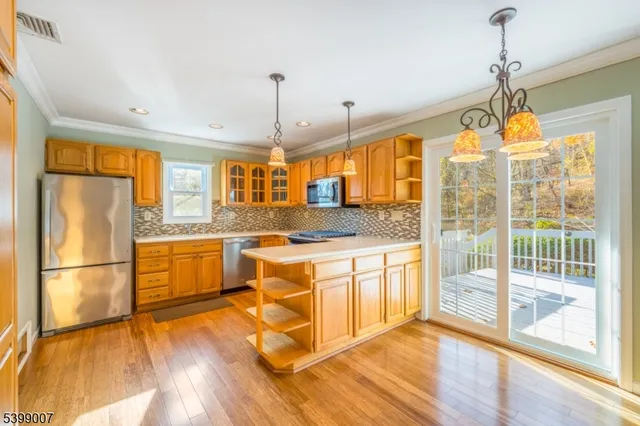 $799,000 | 367 Greenbrier Court, Mountainside, NJ 07092