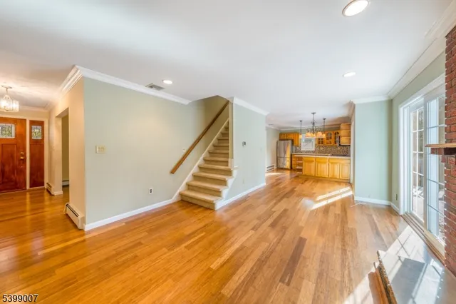 $799,000 | 367 Greenbrier Court, Mountainside, NJ 07092