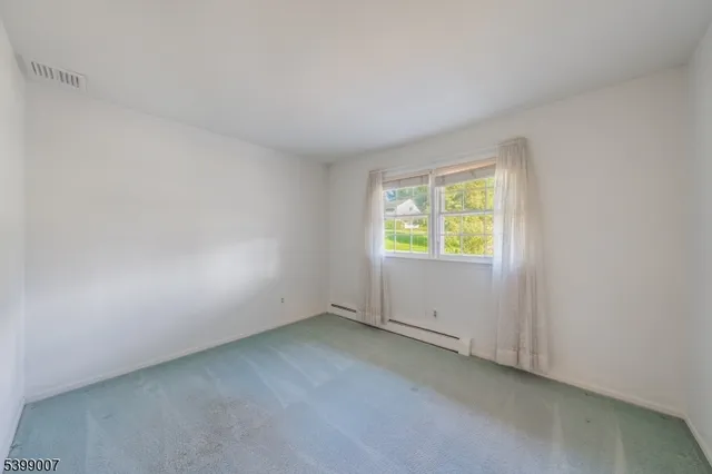 $799,000 | 367 Greenbrier Court, Mountainside, NJ 07092