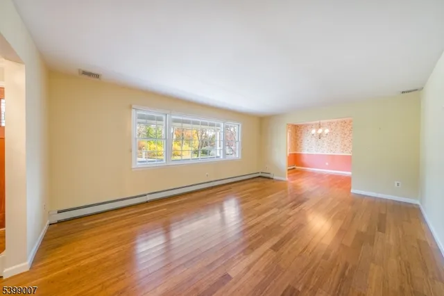 $799,000 | 367 Greenbrier Court, Mountainside, NJ 07092