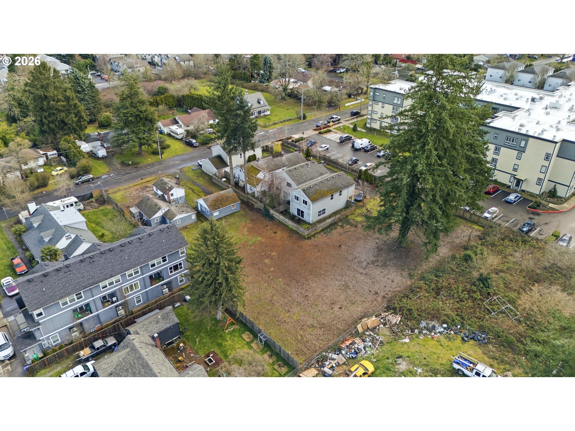 425 Northeast 146th Avenue Portland, OR 97230 - Photo 7 of 12 a view of a city