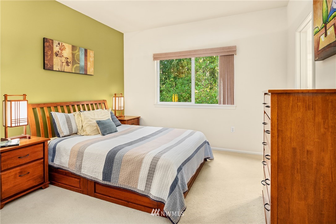4818 Davis Place South, Unit A Renton, WA 98055 - Photo 9 of 16 Gallery Image 9