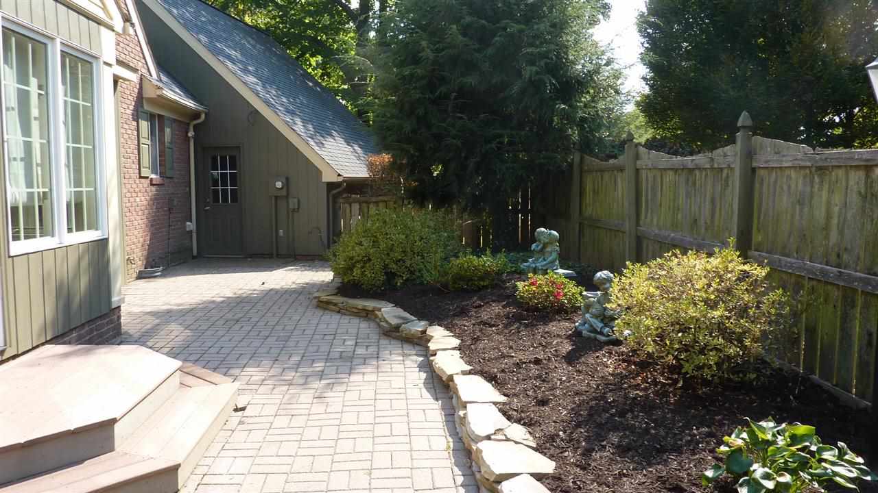 7512 Newburgh Road Evansville, IN 47715 - Photo 27 of 30 Gallery Image 27