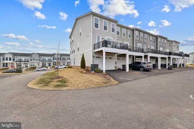 $559,999 | 3578 Stephensons Hl Lane, Marshall, VA 20115