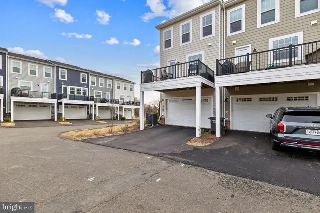 $559,999 | 3578 Stephensons Hl Lane, Marshall, VA 20115