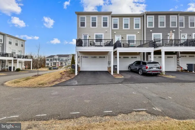 $559,999 | 3578 Stephensons Hl Lane, Marshall, VA 20115