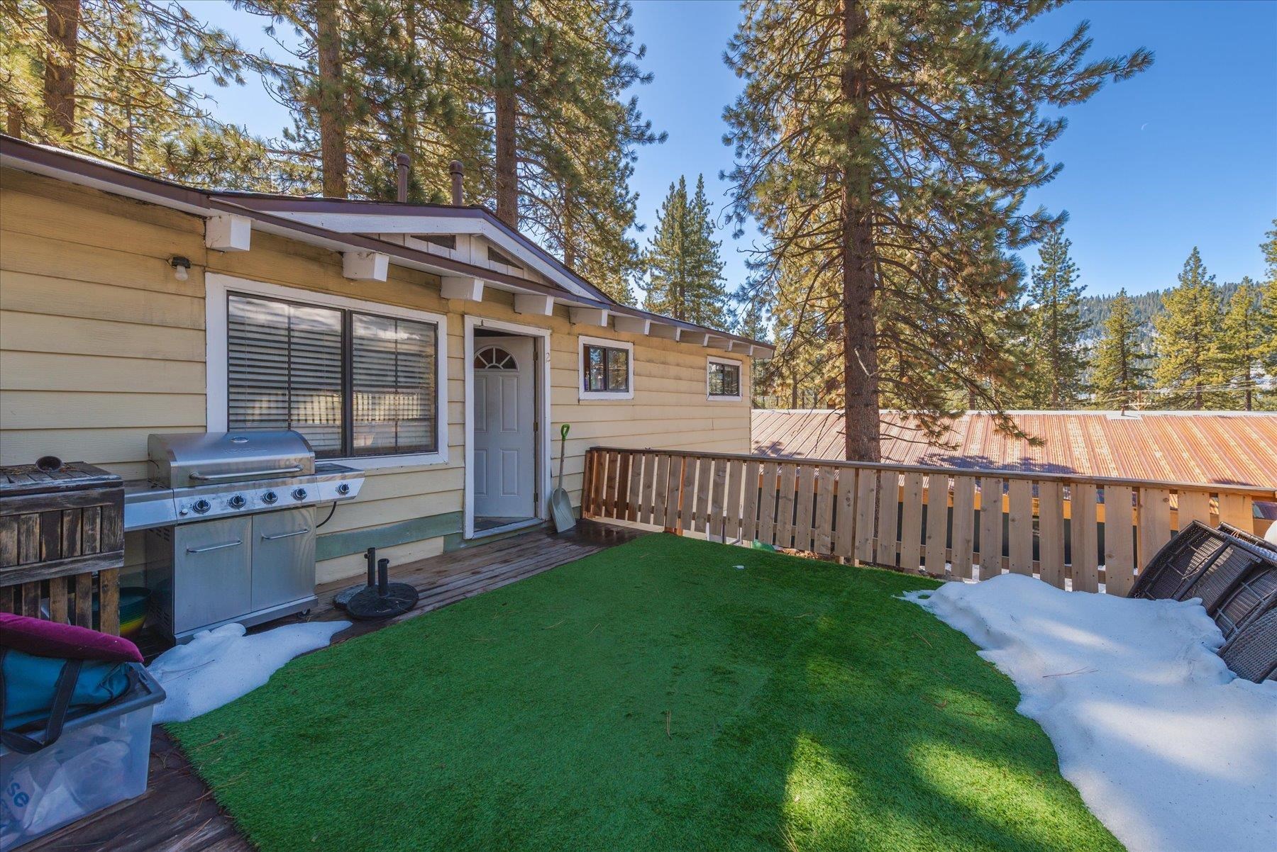 13381 Moraine Road Truckee, CA 96161 - Photo 17 of 27