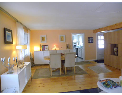 14 Gary Road Chelmsford, MA 01824 - Photo 6 of 25 Gallery Image 6