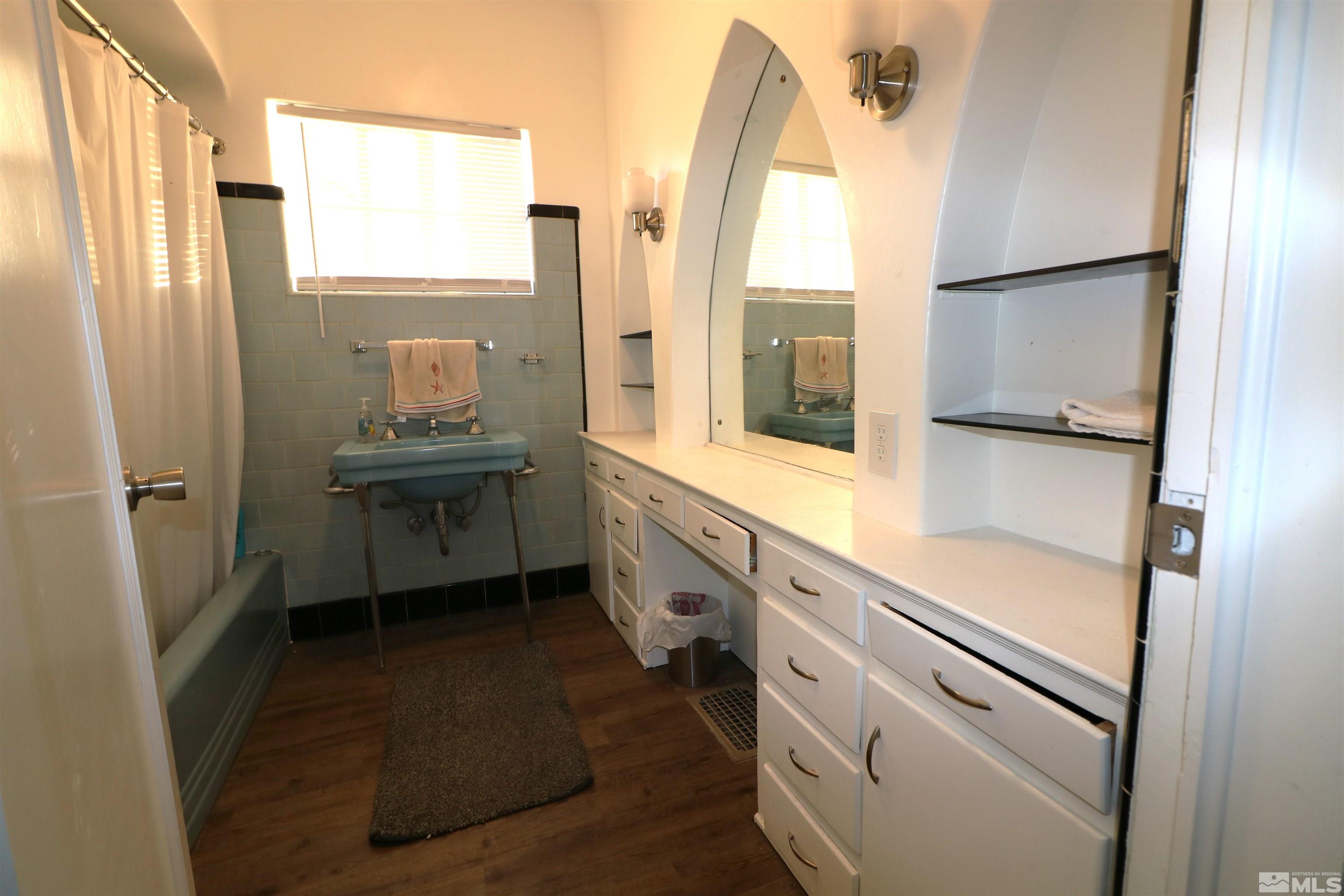 1010 Holcomb Avenue Reno, NV 89502 - Photo 13 of 20 Photo 13