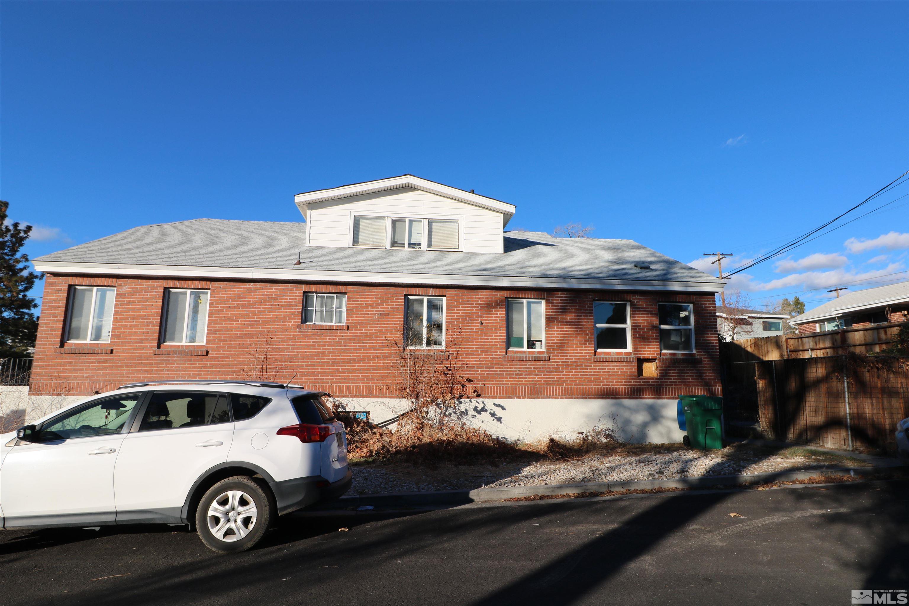 1010 Holcomb Avenue Reno, NV 89502 - Photo 4 of 20 Photo 4
