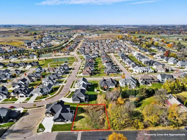 $205,000 | 1603 Regency Drive, Waunakee, WI 53597