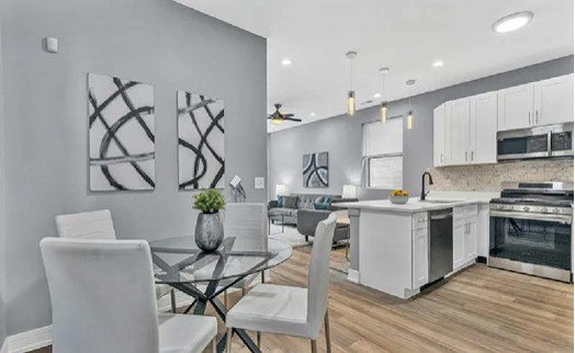 4155 South Prairie Avenue Chicago, IL 60653 - Photo 9 of 10