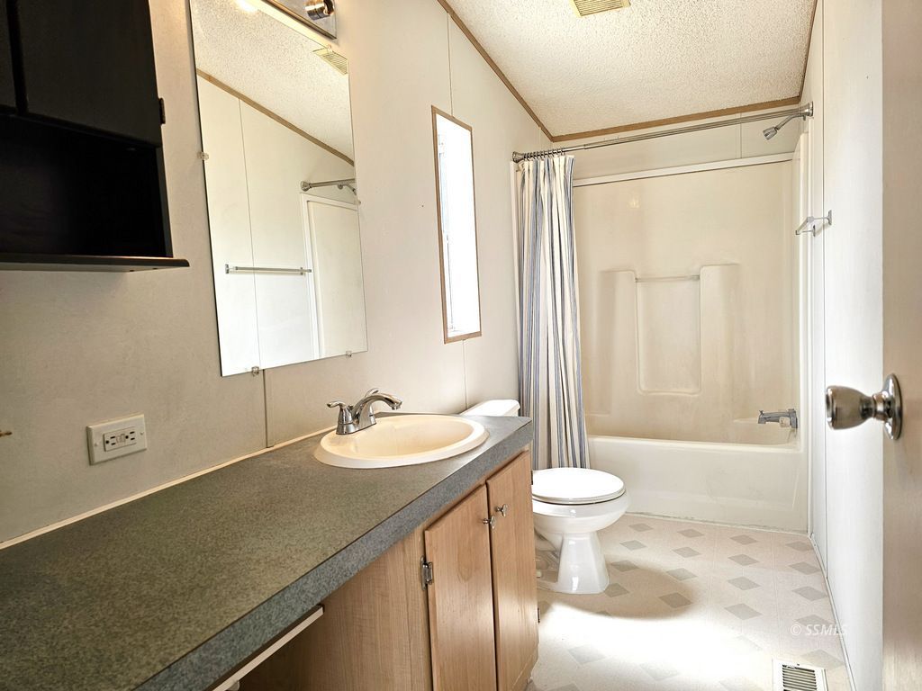 620 West Upjohn Avenue, Unit 43 Ridgecrest, CA 93555 - Photo 20 of 36