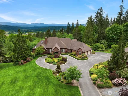 $3,950,000 | 18212 244th Avenue Northeast, Woodinville, WA 98077
