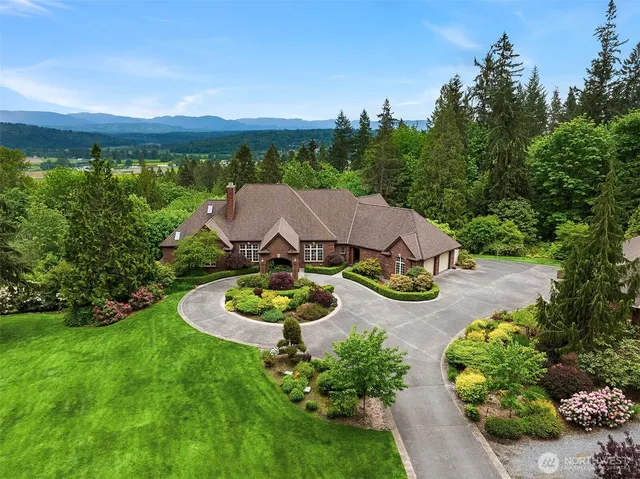 $3,950,000 | 18212 244th Avenue Northeast, Woodinville, WA 98077