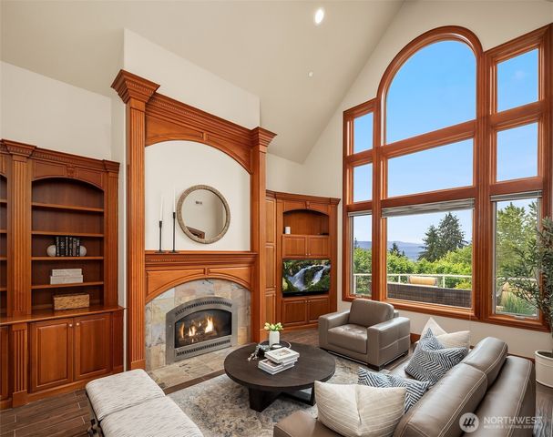 $3,950,000 | 18212 244th Avenue Northeast, Woodinville, WA 98077