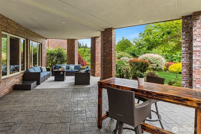 $3,950,000 | 18212 244th Avenue Northeast, Woodinville, WA 98077