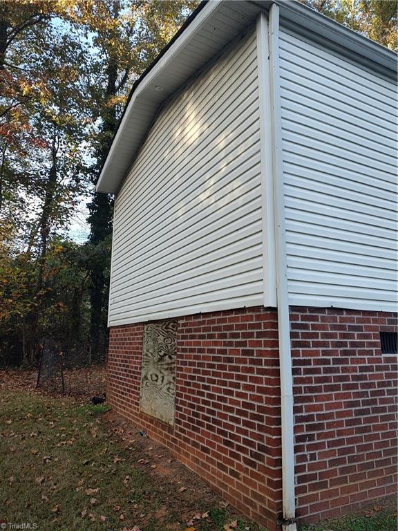 132 Lake Lemar Road Reidsville, NC 27320 - Photo 7 of 9 Gallery Image 7