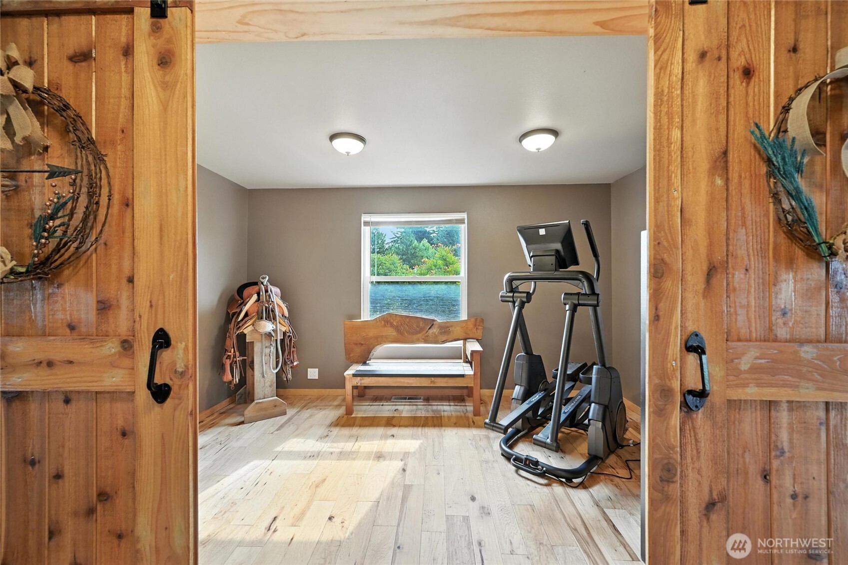 5149 Elder Road Ferndale, WA 98248 - Photo 12 of 40 a view of a room with gym equipment
