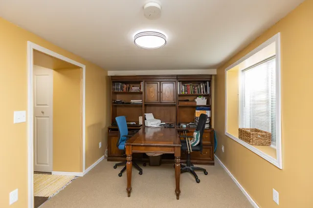 $345,500 | 301 Nottingham Court, North Mankato, MN 56003