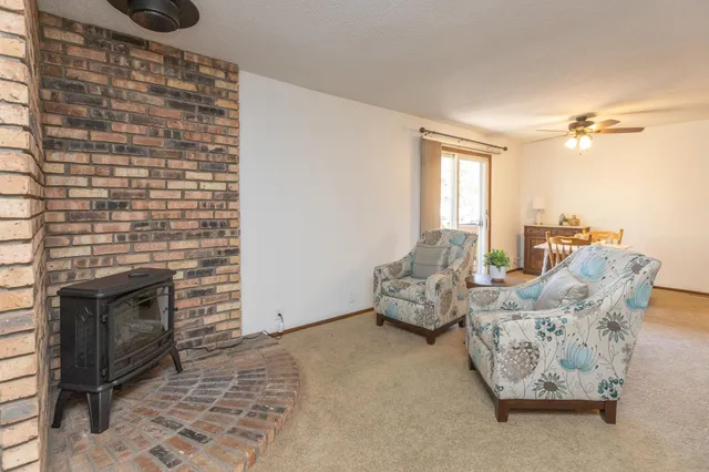 $345,500 | 301 Nottingham Court, North Mankato, MN 56003