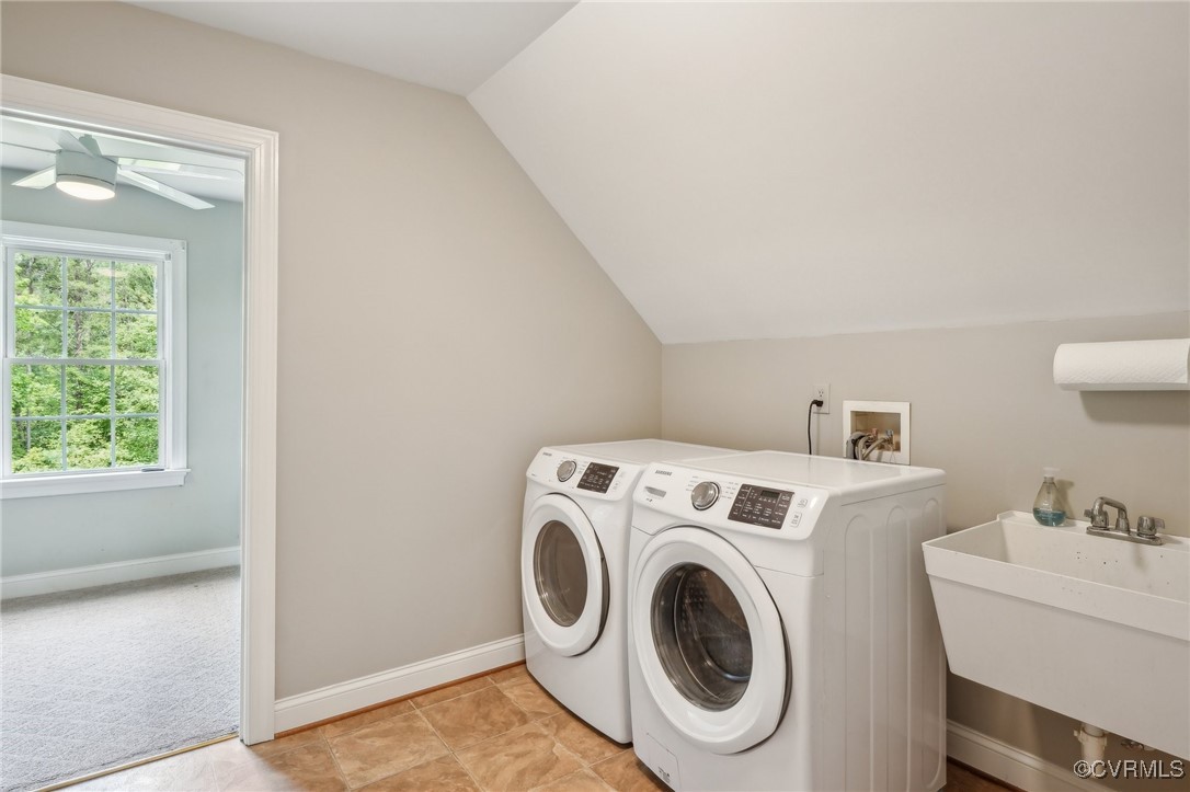 17501 Old Ridge Road Montpelier, VA 23192 - Photo 22 of 45 a utility room with dryer and washer