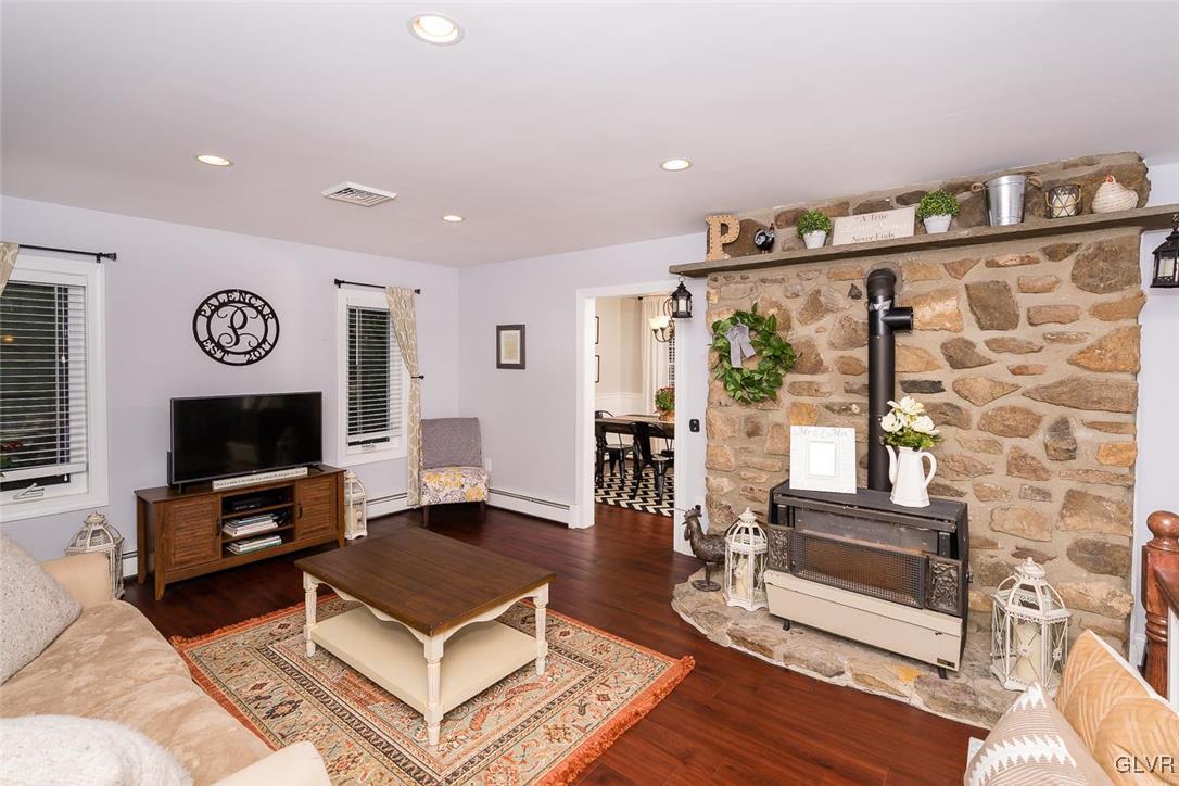 6711 Powder Valley Road Zionsville, PA 18092 - Photo 3 of 24