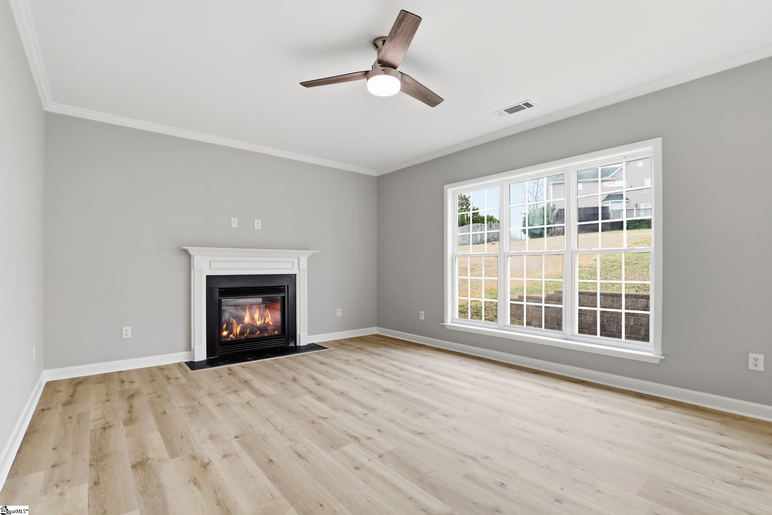 727 Dutchman Court Greer, SC 29651 - Photo 8 of 49