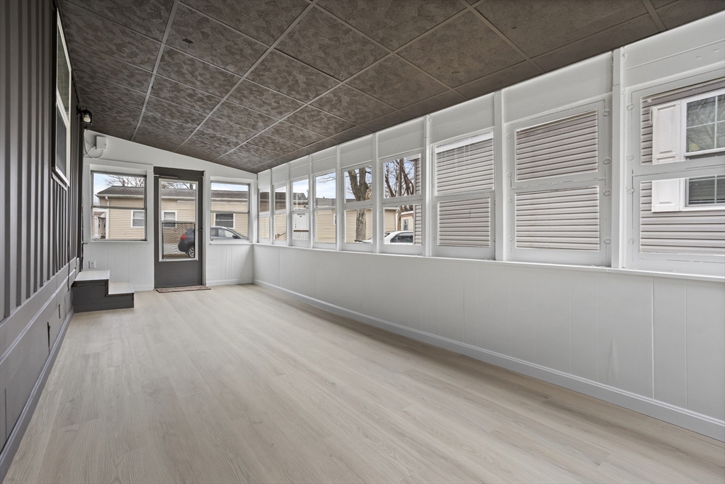 557 Southwest Cutoff, Unit 35 Worcester, MA 01607 - Photo 16 of 32