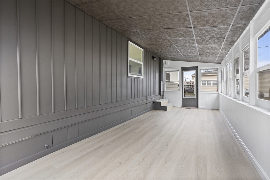 557 Southwest Cutoff, Unit 35 Worcester, MA 01607 - Photo 17 of 32