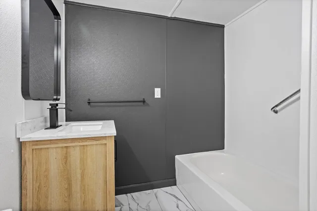 $174,999 | 557 Southwest Cutoff, Unit 35, Worcester, MA 01607