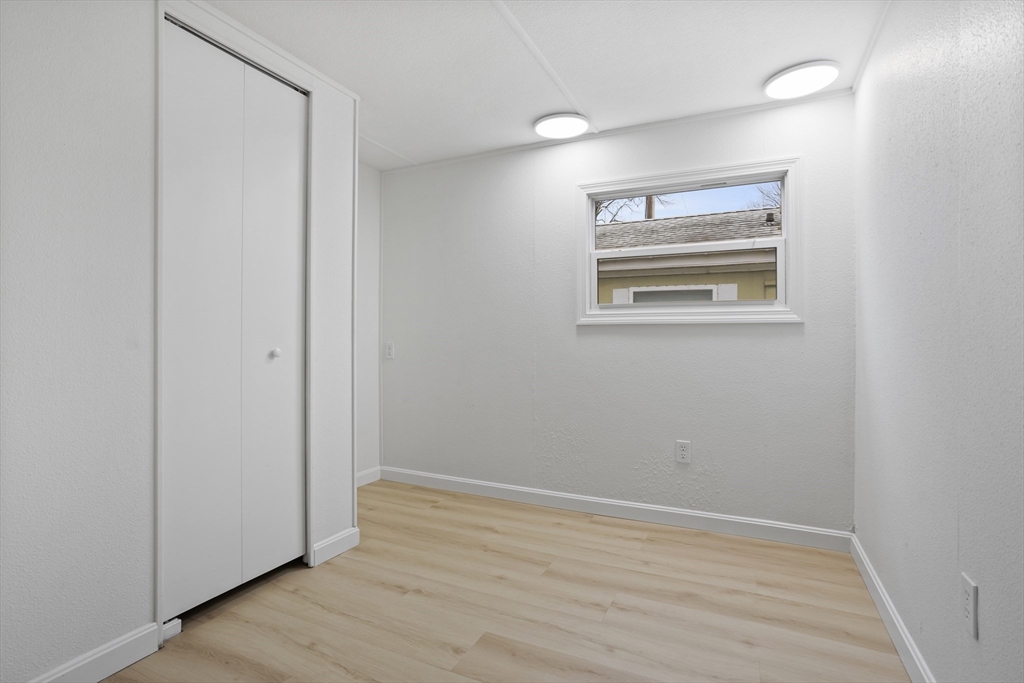 557 Southwest Cutoff, Unit 35 Worcester, MA 01607 - Photo 27 of 32