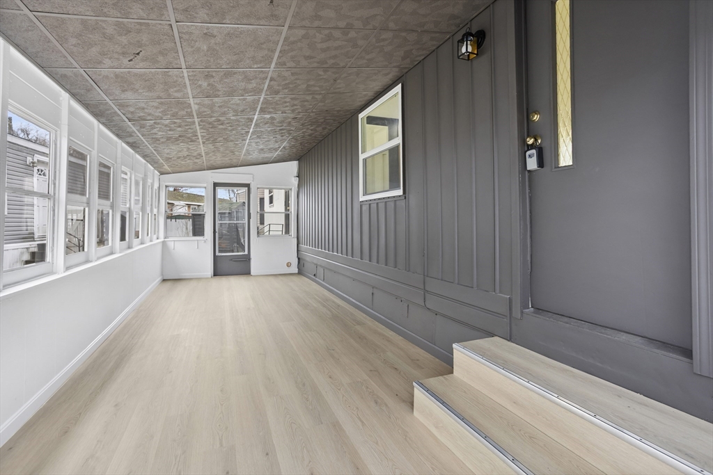 557 Southwest Cutoff, Unit 35 Worcester, MA 01607 - Photo 3 of 32