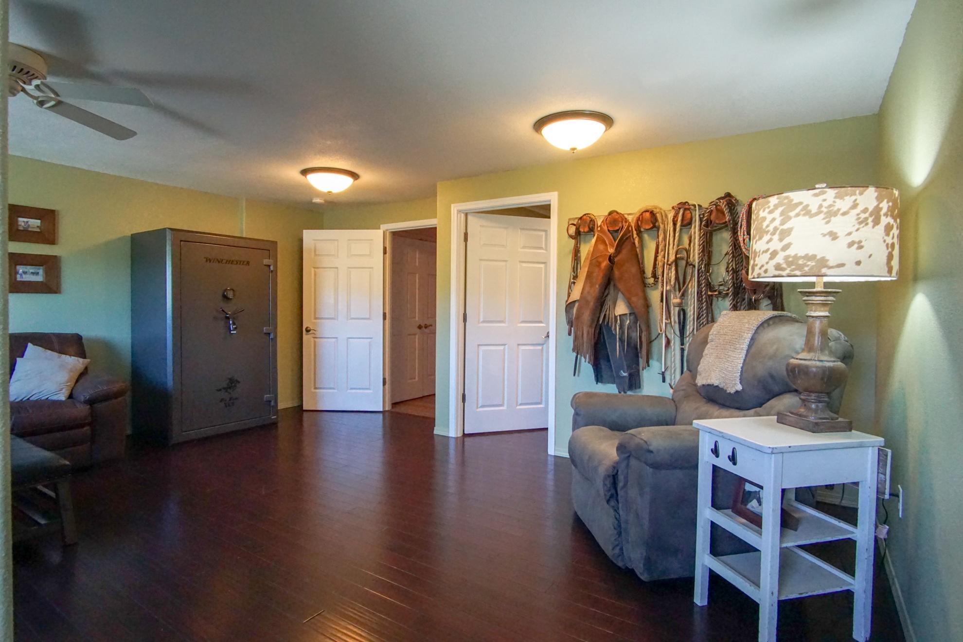 6306 Southwest Valley View Road Powell Butte, OR 97753 - Photo 11 of 25 batch_11