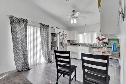 $350,000 | 22517 Ojai Road, Apple Valley, CA 92308