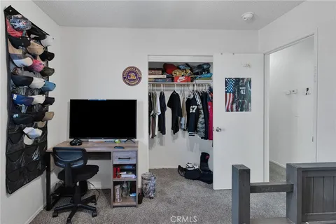 $350,000 | 22517 Ojai Road, Apple Valley, CA 92308