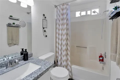 $350,000 | 22517 Ojai Road, Apple Valley, CA 92308