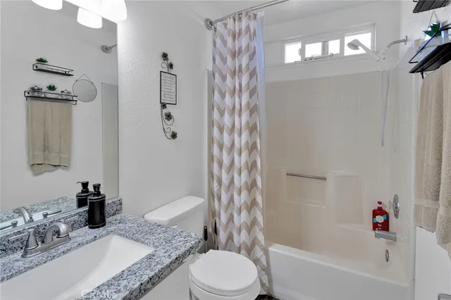 $350,000 | 22517 Ojai Road, Apple Valley, CA 92308