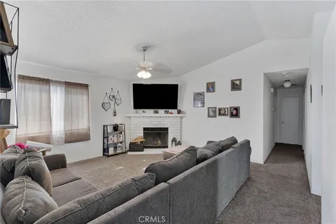 $350,000 | 22517 Ojai Road, Apple Valley, CA 92308