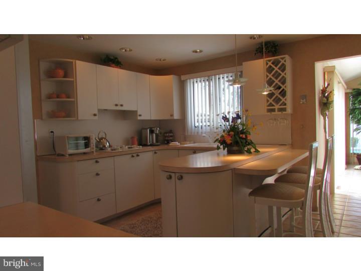 372 Harford Road Somerdale, NJ 08083 - Photo 6 of 24 Kitchen