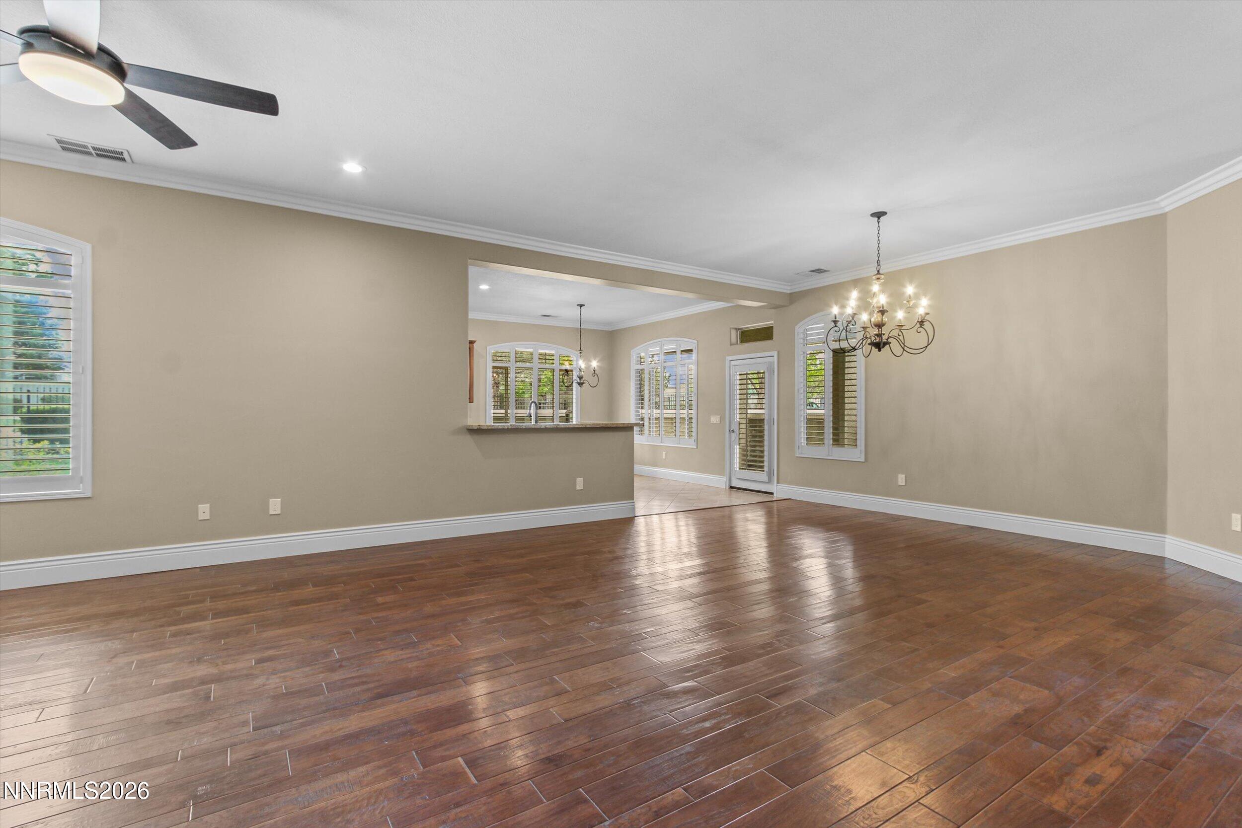 9900 Wilbur May Parkway, Unit 1902 Reno, NV 89521 - Photo 14 of 61 Dining
