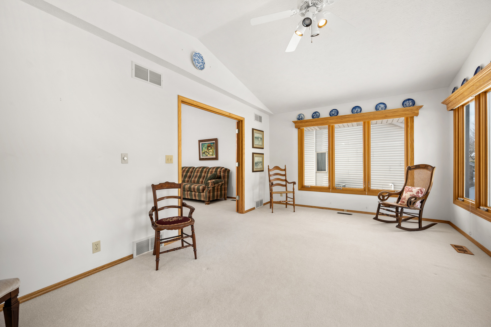 1755 Brock Circle Sycamore, IL 60178 - Photo 17 of 40