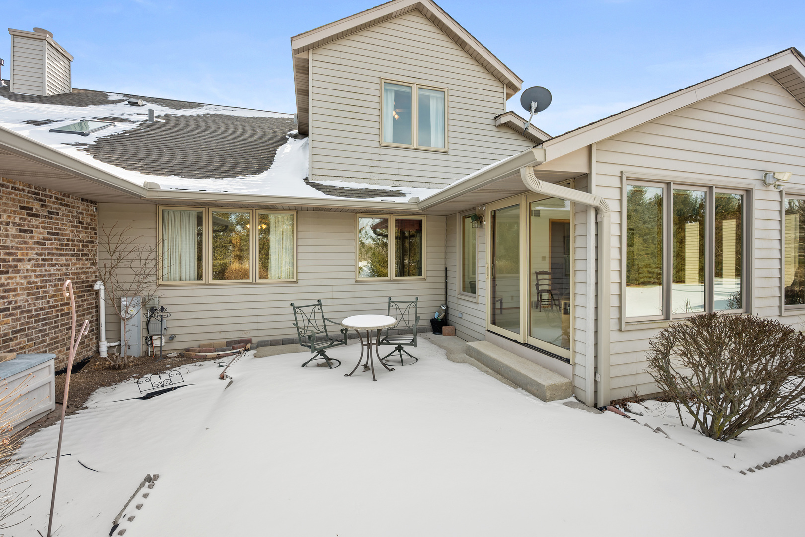 1755 Brock Circle Sycamore, IL 60178 - Photo 4 of 40