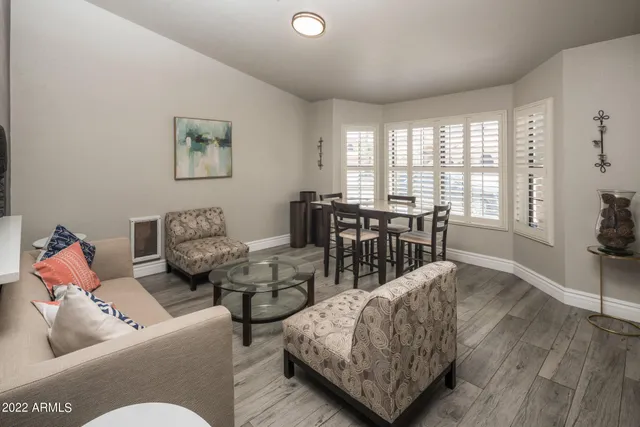 $9,500 | 1142 East Kings Avenue, Phoenix, AZ 85022