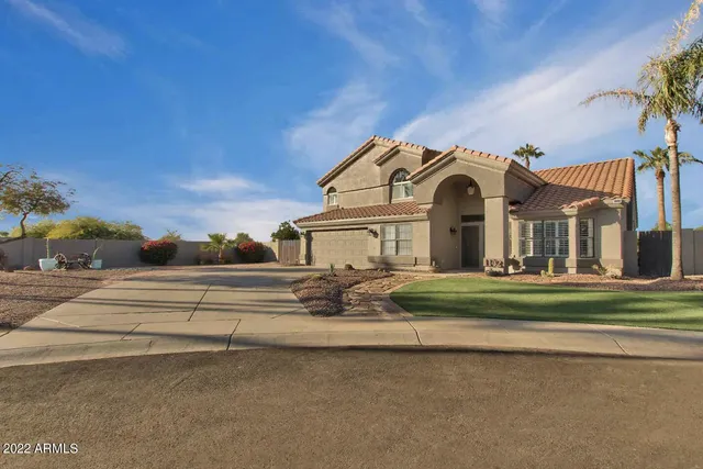 $9,500 | 1142 East Kings Avenue, Phoenix, AZ 85022