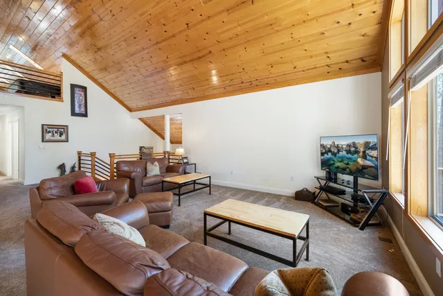 $1,850,000 | 7773 Forest Glenn Drive, Tahoe Vista, CA 96148