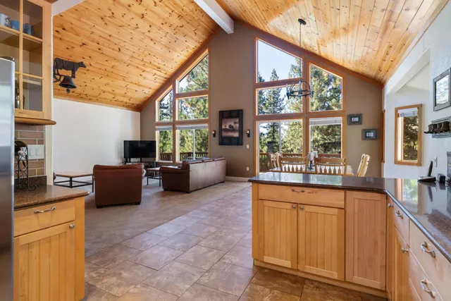 $1,850,000 | 7773 Forest Glenn Drive, Tahoe Vista, CA 96148